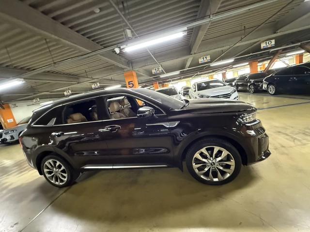 Kia Sorento 2.2 CRDI 4x4 - OЧАКВАН ВНОС - автомобили, коли, обяви за нови и употребявани 2