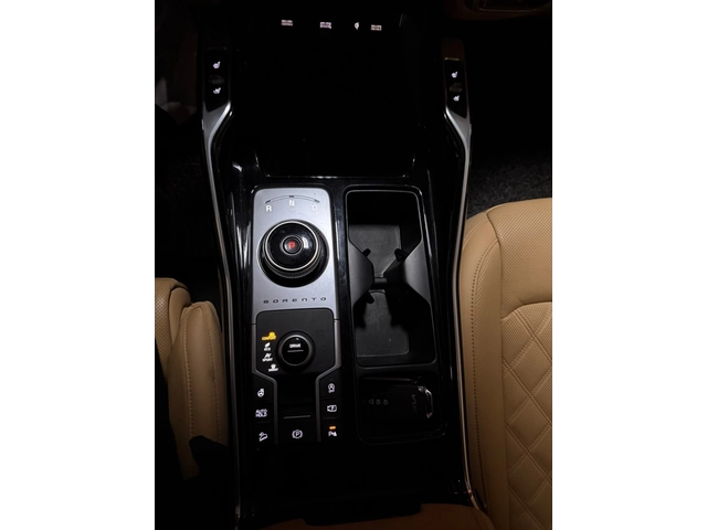 Kia Sorento 2.2 CRDI 4x4 - OЧАКВАН ВНОС - автомобили, коли, обяви за нови и употребявани 6