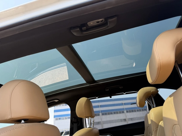 Kia Sorento 2.2 CRDI 4x4 - OЧАКВАН ВНОС - автомобили, коли, обяви за нови и употребявани 5