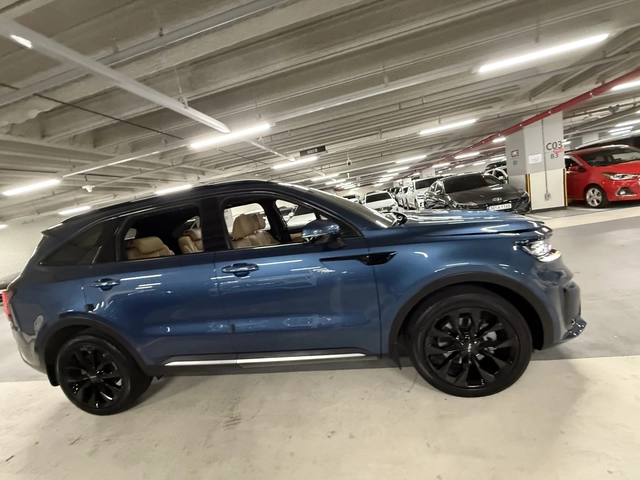 Kia Sorento 2.2 CRDI 4x4 - OЧАКВАН ВНОС - автомобили, коли, обяви за нови и употребявани 2