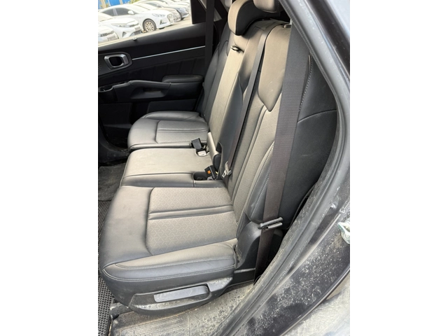 Kia Sorento 2.2 CRDI 4x4 - OЧАКВАН ВНОС - автомобили, коли, обяви за нови и употребявани 3