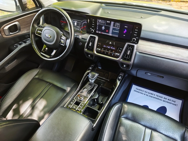 Kia Sorento 2.2 CRDI 4x4 - автомобили, коли, обяви за нови и употребявани 11
