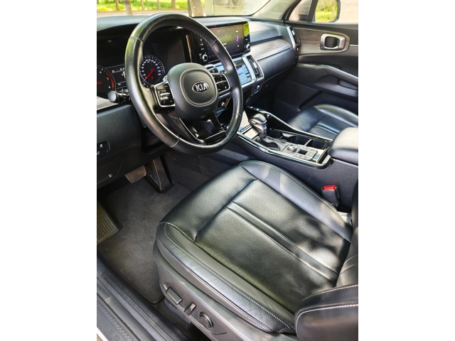 Kia Sorento 2.2 CRDI 4x4 - автомобили, коли, обяви за нови и употребявани 8