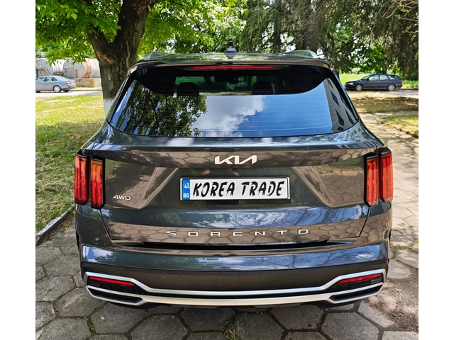 Kia Sorento 2.2 CRDI 4x4 - автомобили, коли, обяви за нови и употребявани 5