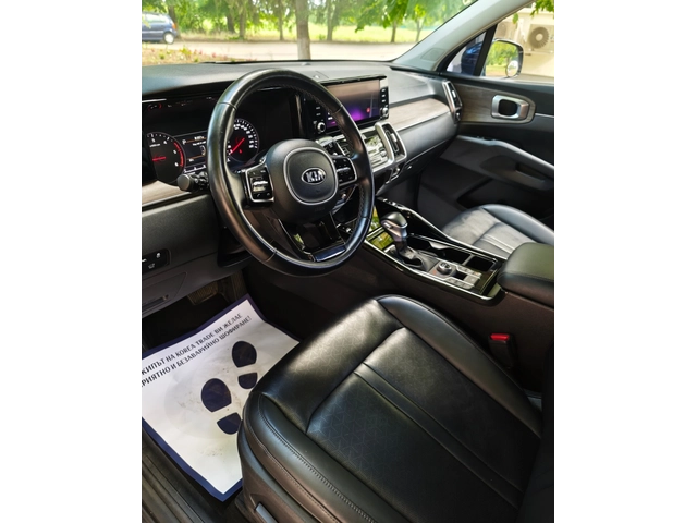 Kia Sorento 2.2 CRDI 4x4 - автомобили, коли, обяви за нови и употребявани 8