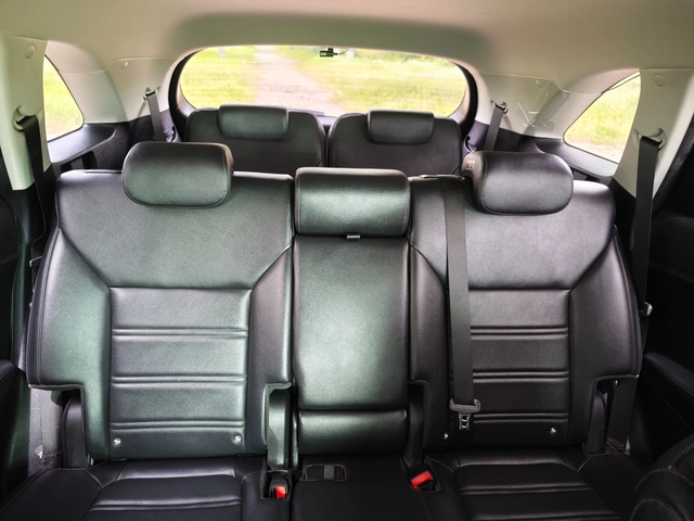 Kia Sorento 2.0 CRDI 4x4 - автомобили, коли, обяви за нови и употребявани 16