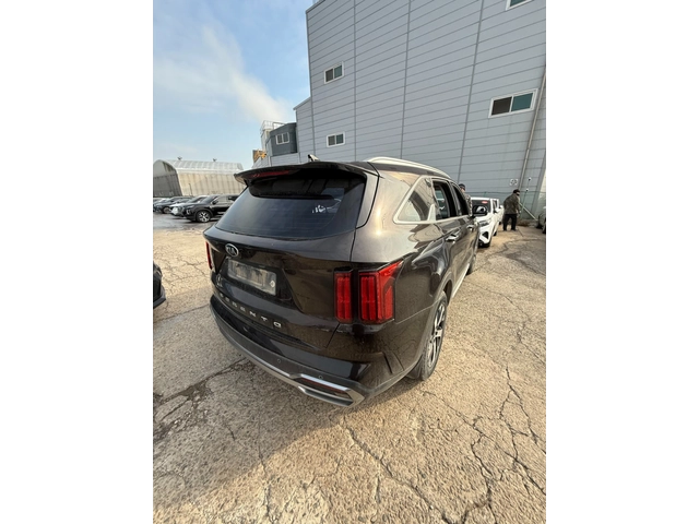 Kia Sorento 2.2 CRDI 4x4 - OЧАКВАН ВНОС - автомобили, коли, обяви за нови и употребявани 2