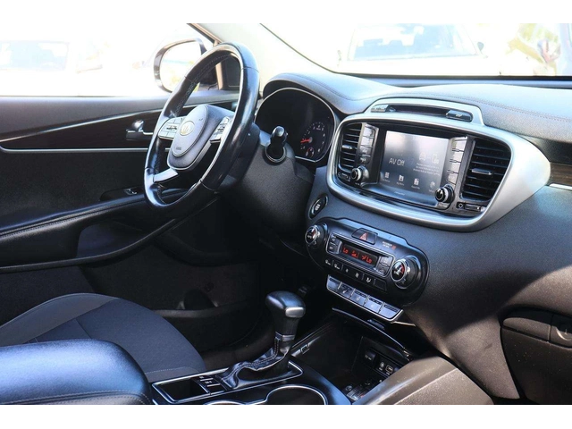Kia Sorento LX | 4X4 | 7 МЕСТА | CARPLAY | ЦЕНА ДО БГ - автомобили, коли, обяви за нови и употребявани 16