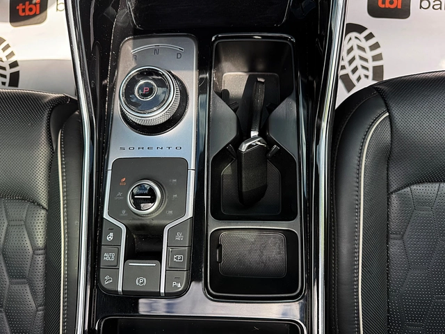 Kia Sorento ПРОДАДЕНА !!! - автомобили, коли, обяви за нови и употребявани 12