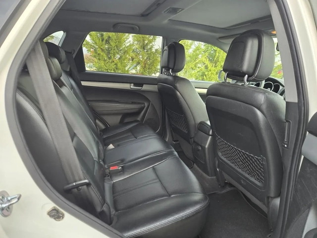 Kia Sorento 2.2CRDI-197кс= АВТОМАТ= 4Х4= KEYLESS= PANORAMA - автомобили, коли, обяви за нови и употребявани 13