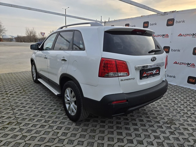 Kia Sorento 2.2CRDI-197кс= АВТОМАТ= 4Х4= KEYLESS= PANORAMA - автомобили, коли, обяви за нови и употребявани 4