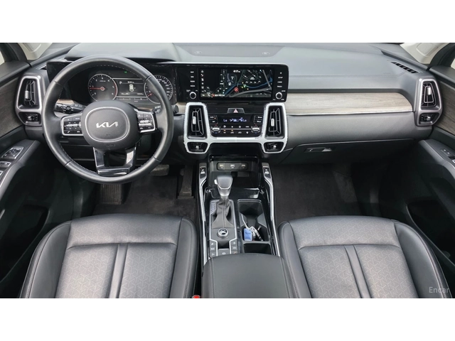 Kia Sorento 2.2D* Trendy* ПОДГРЕВ* КАМЕРА* КОЖА* KEYLESS* - автомобили, коли, обяви за нови и употребявани 4