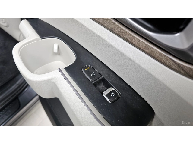 Kia Sorento PRESTIGE* HYBRID* 4x4* LANE* DISTRONIC* ОБДУХ - автомобили, коли, обяви за нови и употребявани 12