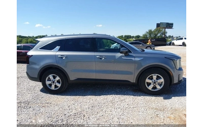 Kia Sorento S* ПОДГРЕВ* ОБДУХВАНЕ* КАМЕРА* KEYLESS* - автомобили, коли, обяви за нови и употребявани 8