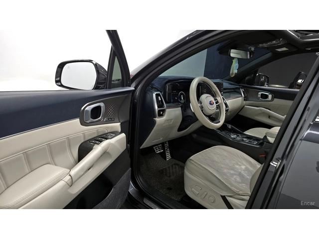 Kia Sorento SIGNATURE/DIGITAL/PANOROOF/360CAMERA - автомобили, коли, обяви за нови и употребявани 4