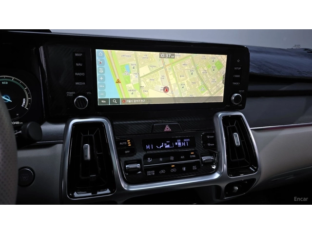 Kia Sorento SIGNATURE/DIGITAL/PANOROOF/360CAMERA - автомобили, коли, обяви за нови и употребявани 8
