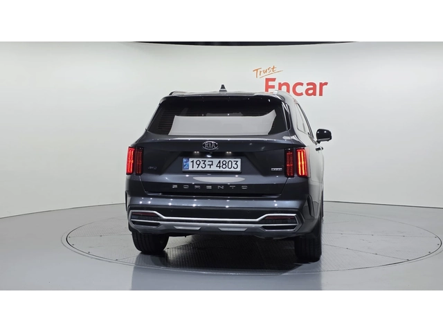 Kia Sorento Gravity - автомобили, коли, обяви за нови и употребявани 3