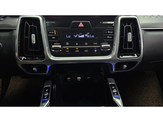 Kia Sorento Noblesse - автомобили, коли, обяви за нови и употребявани 13