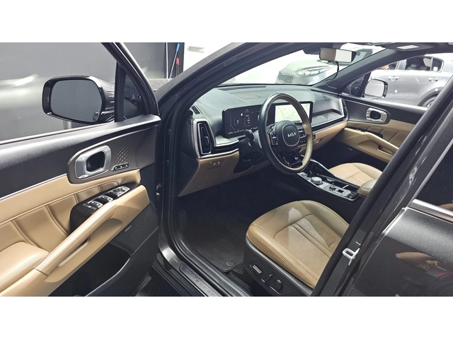 Kia Sorento 2.2 Diesel 4WD - автомобили, коли, обяви за нови и употребявани 6