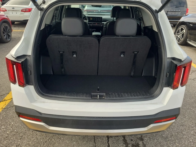 Kia Sorento EX AWD / 6 Seater / Blind Spot / - автомобили, коли, обяви за нови и употребявани 10
