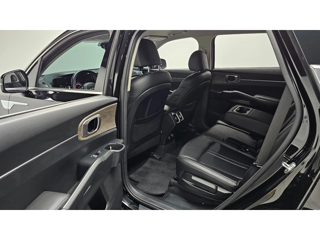 Kia Sorento Prestige - автомобили, коли, обяви за нови и употребявани 12