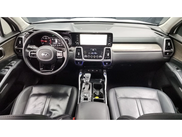 Kia Sorento 2.2 Diesel 2WD Prestige - автомобили, коли, обяви за нови и употребявани 5