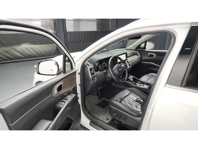 Kia Sorento 2.2 Diesel 2WD Prestige - автомобили, коли, обяви за нови и употребявани 8