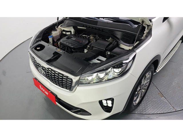 Kia Sorento 2.0 TURBO 4WD NOBLESSE (Model 2019) - автомобили, коли, обяви за нови и употребявани 2