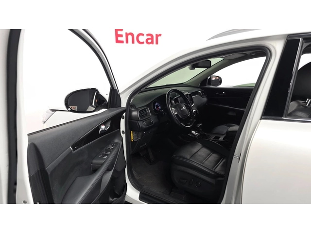 Kia Sorento 2.0 CRDi 4WD Prestige (Model 2018) - автомобили, коли, обяви за нови и употребявани 9