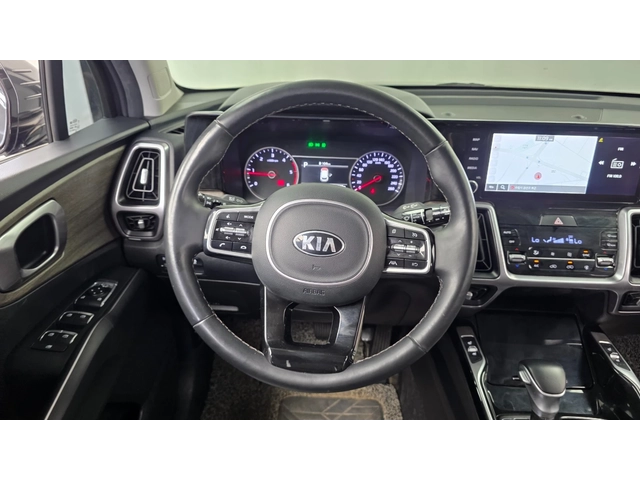 Kia Sorento 2.2 CRDi 4WD Prestige - автомобили, коли, обяви за нови и употребявани 13