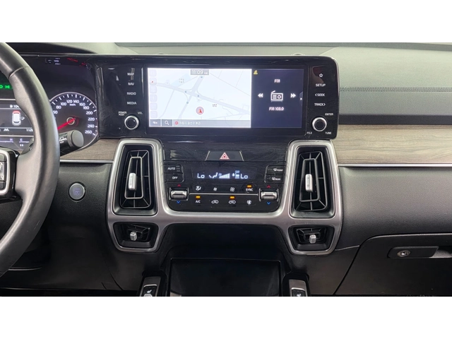 Kia Sorento 2.2 CRDi 4WD Prestige - автомобили, коли, обяви за нови и употребявани 14
