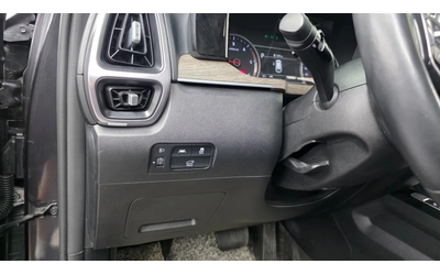 Kia Sorento 2.2 CRDi 4WD Prestige - автомобили, коли, обяви за нови и употребявани 16