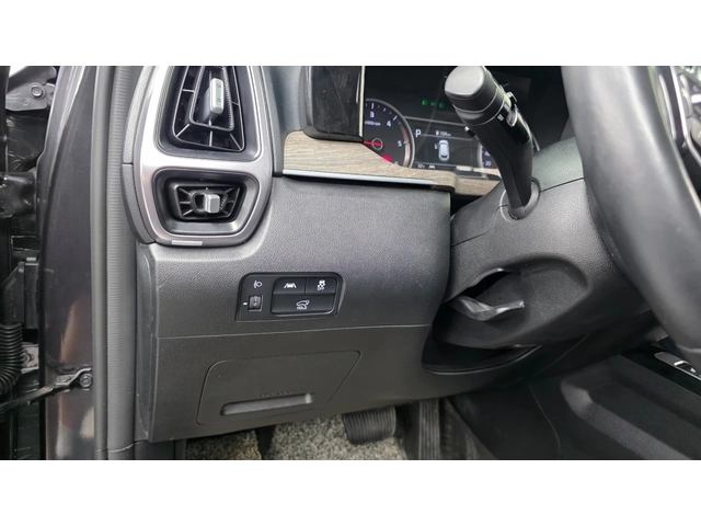 Kia Sorento 2.2 CRDi 4WD Prestige - автомобили, коли, обяви за нови и употребявани 16