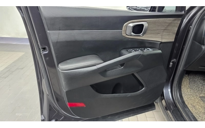 Kia Sorento 2.2 CRDi 4WD Prestige - автомобили, коли, обяви за нови и употребявани 9
