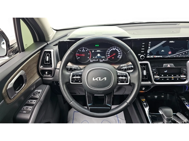 Kia Sorento - автомобили, коли, обяви за нови и употребявани 14