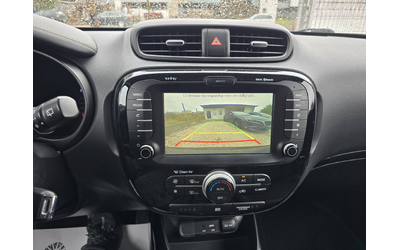 Kia Soul 1.6 CRDI - автомобили, коли, обяви за нови и употребявани 12