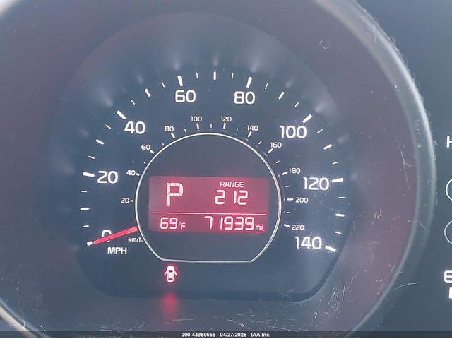 Kia Soul 1.6L I-4 DI, DOHC, VVT, 130HP Front Wheel Drive - автомобили, коли, обяви за нови и употребявани 6