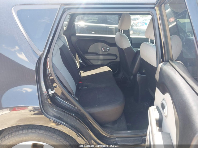 Kia Soul 1.6L I-4 DI, DOHC, VVT, 130HP Front Wheel Drive - автомобили, коли, обяви за нови и употребявани 7