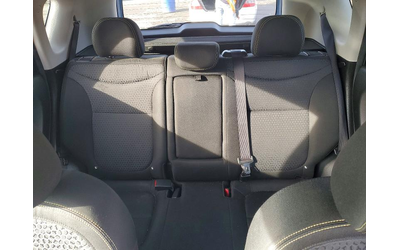 Kia Soul 2.0L 4 Front-wheel Drive - автомобили, коли, обяви за нови и употребявани 10