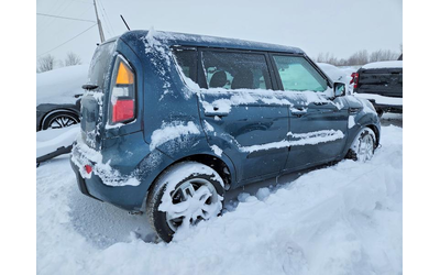 kia-soul-2-0l-4-front-wheel-drive - 2