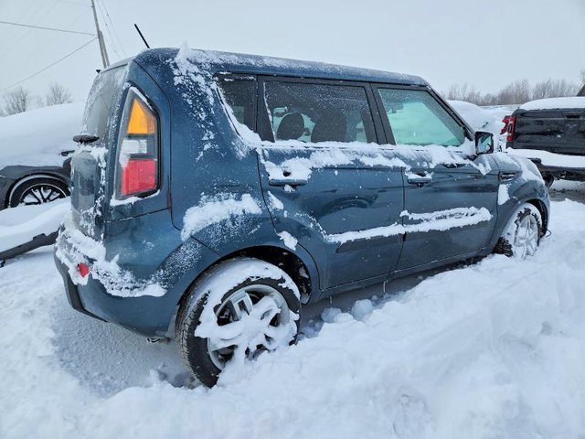 Kia Soul 2.0L 4 Front-wheel Drive - автомобили, коли, обяви за нови и употребявани 2