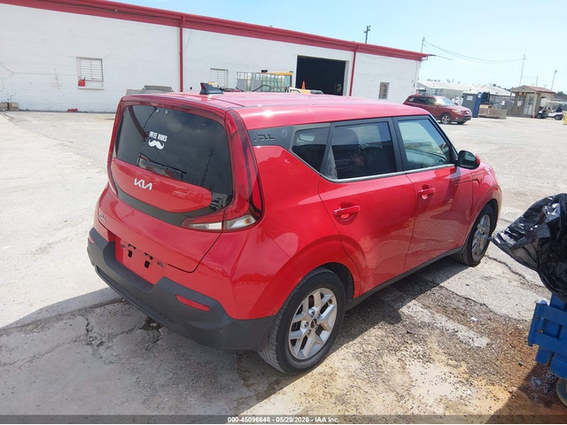Kia Soul 2.0L I-4 DOHC, VVT, 147HP Front Wheel Drive - автомобили, коли, обяви за нови и употребявани 3