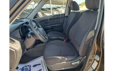 Kia Soul 1, 6 i + gaz - автомобили, коли, обяви за нови и употребявани 9
