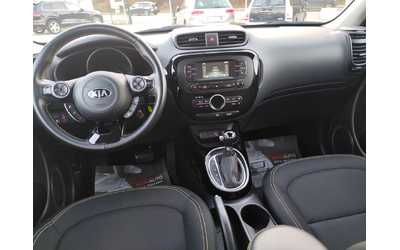 Kia Soul 1.6CRDi* EURO6B* 124000km! CAMERA - автомобили, коли, обяви за нови и употребявани 6