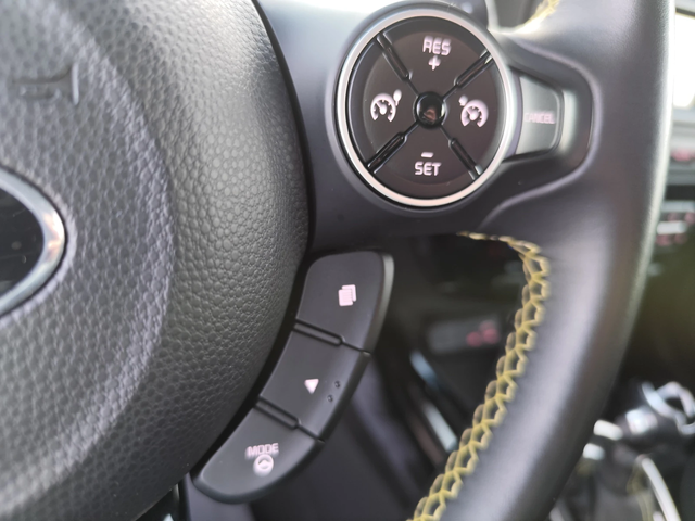 Kia Soul 1.6CRDi* EURO6B* 124000km! CAMERA - автомобили, коли, обяви за нови и употребявани 7