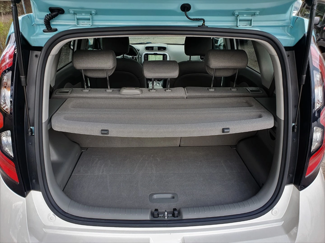 Kia Soul Full Eco Electric - автомобили, коли, обяви за нови и употребявани 14