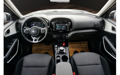 Kia Soul 64kWH SOH 100% - автомобили, коли, обяви за нови и употребявани 10