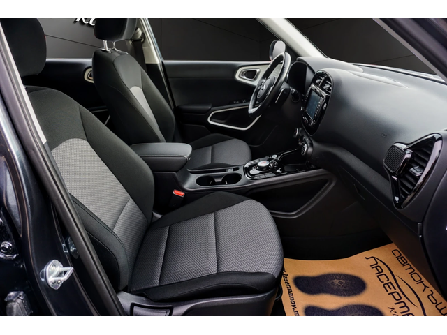 Kia Soul 64kWH SOH 100% - автомобили, коли, обяви за нови и употребявани 12