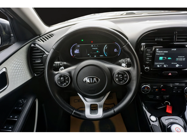 Kia Soul 64kWH SOH 100% - автомобили, коли, обяви за нови и употребявани 8