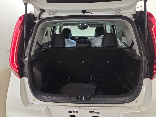 Kia SOUL EV N/A Front Wheel Drive - автомобили, коли, обяви за нови и употребявани 13